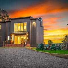 Blue Ridge Mountain Escape - 824