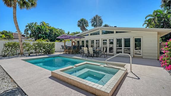 St. Armands Hideaway - 61 - Image 1