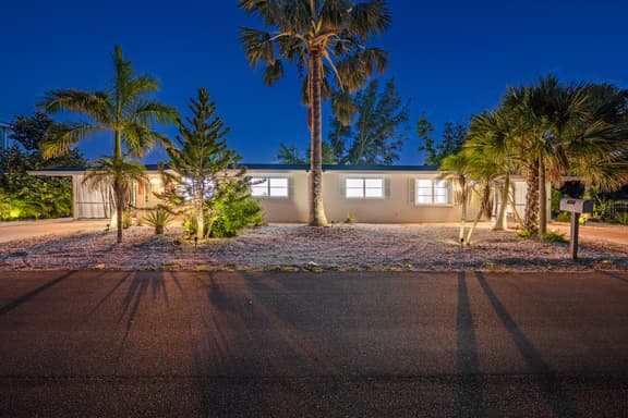 Starfish Bungalow - Image 1