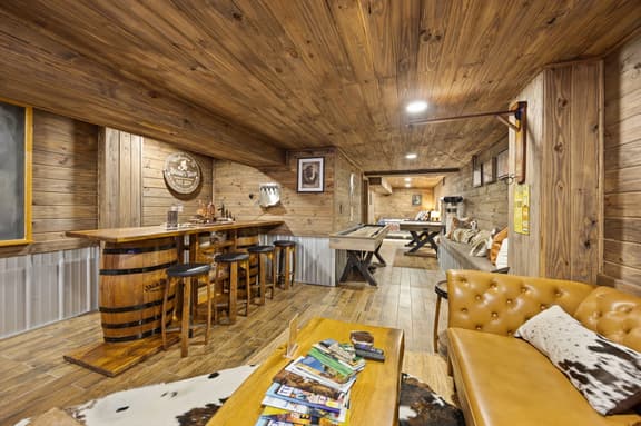 Bigfoots Lodge by the Lake - 514 - Image 1